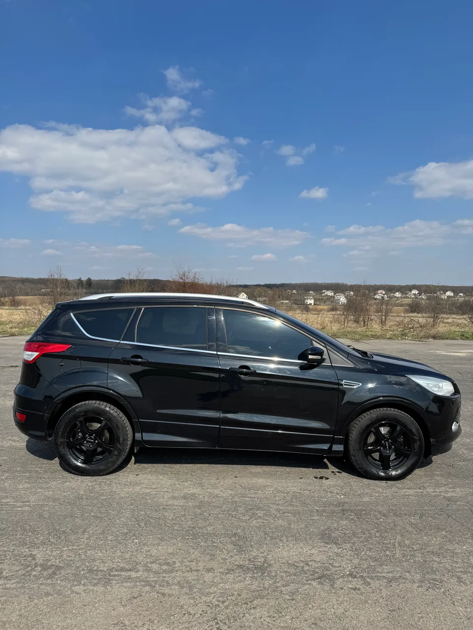 Ford Kuga - фото 8
