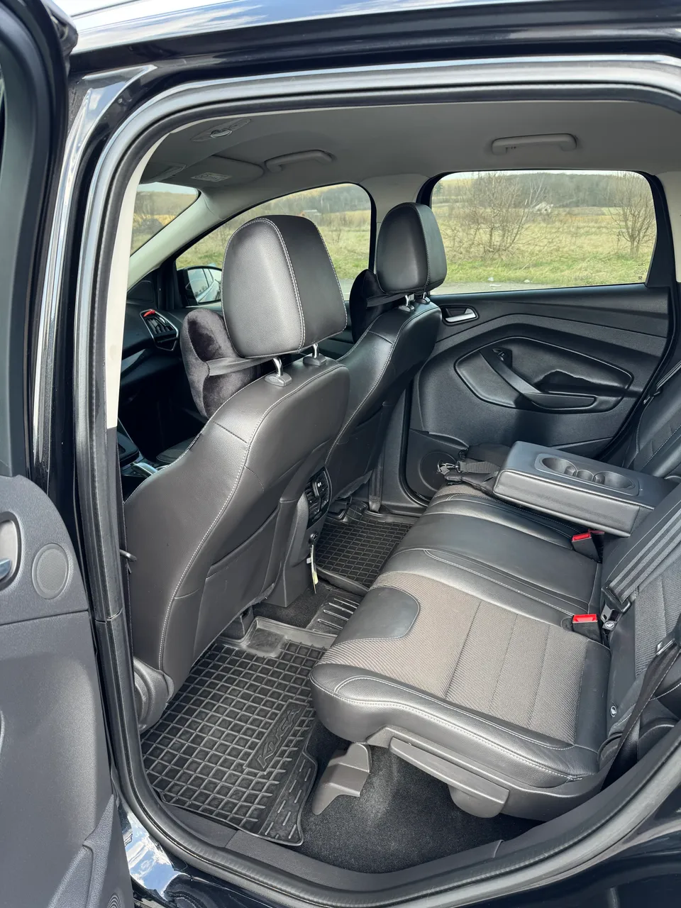 Ford Kuga - фото 15