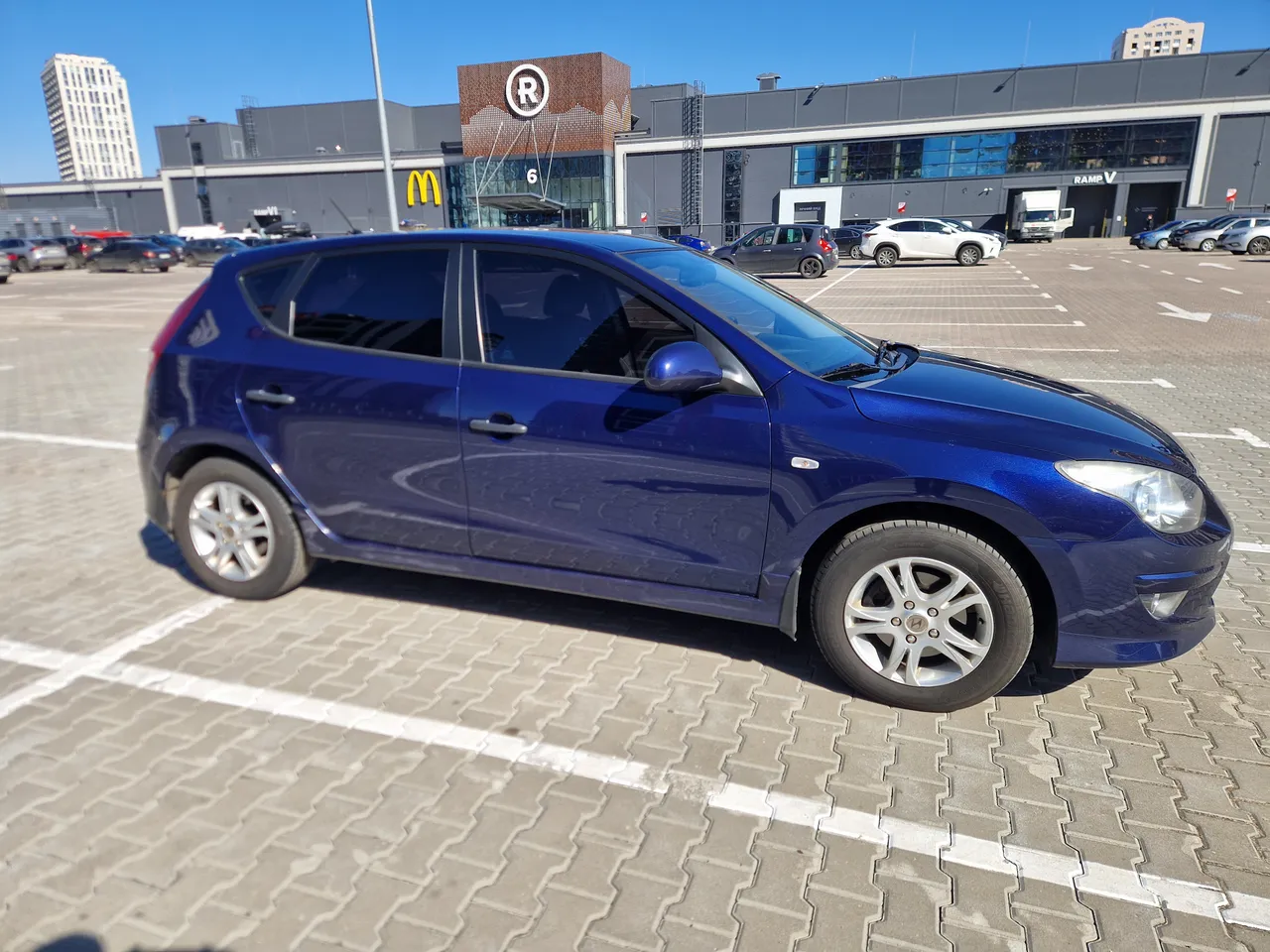 Hyundai i30 - фото 5