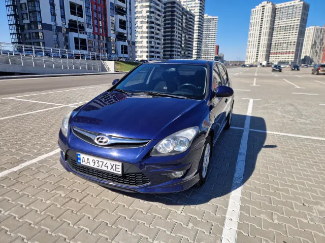 Hyundai i30 - фото 2