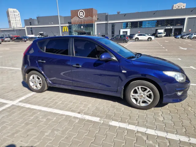 Hyundai i30 - фото 5