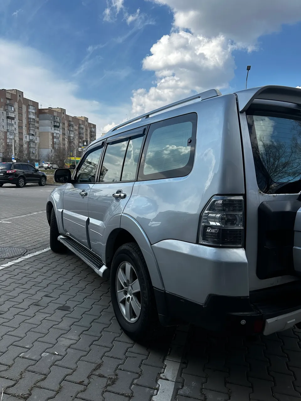 Mitsubishi Pajero - фото 5