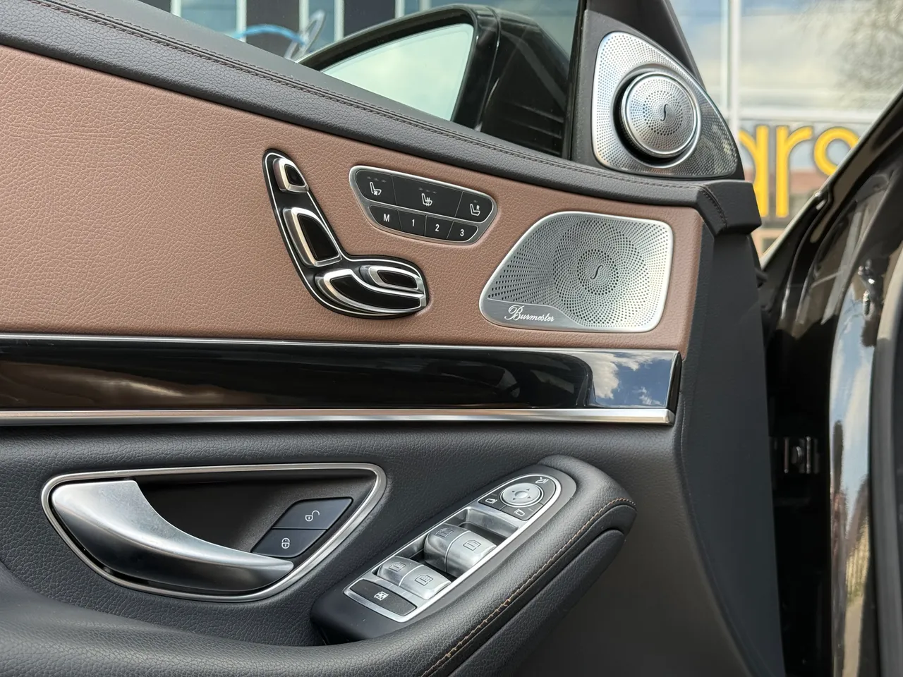 Mercedes-Benz S-Класс - фото 17