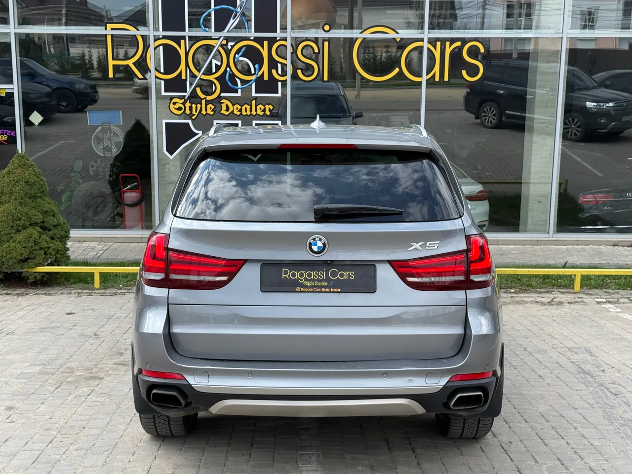 BMW X5 - фото 7