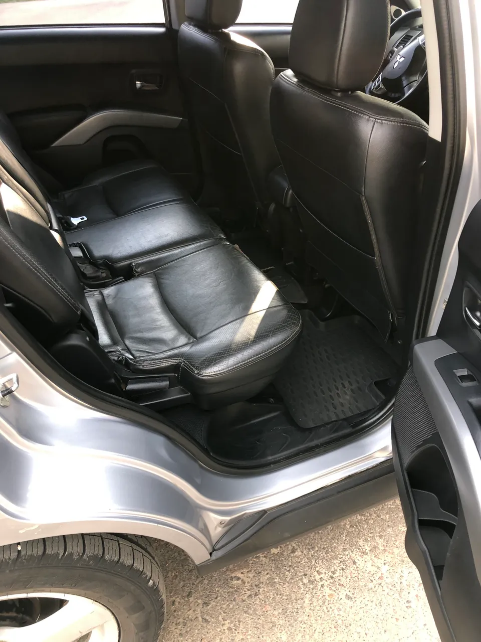 Mitsubishi Outlander - фото 11