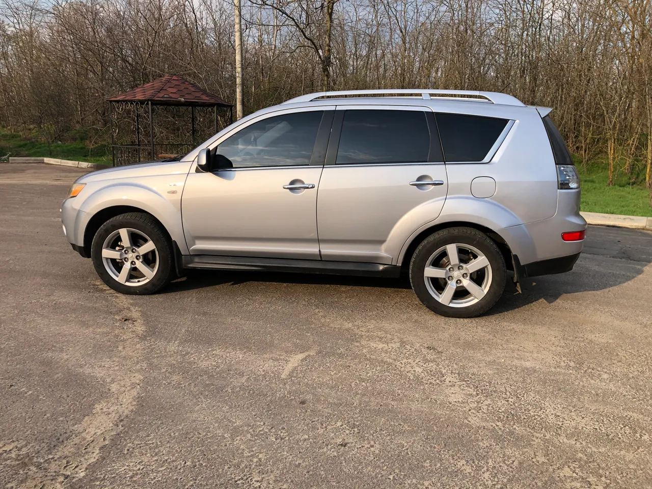 Mitsubishi Outlander - фото 6