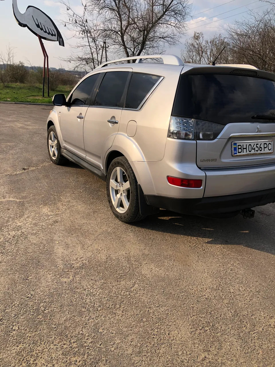 Mitsubishi Outlander - фото 5