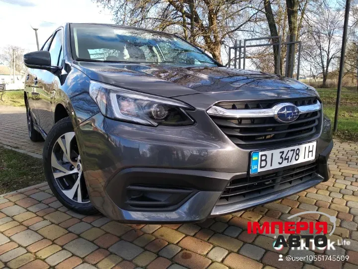 Subaru Legacy - фото 1