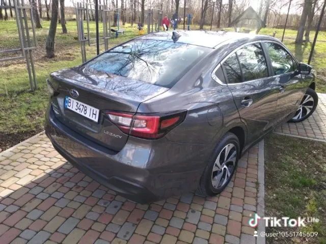 Subaru Legacy - фото 5