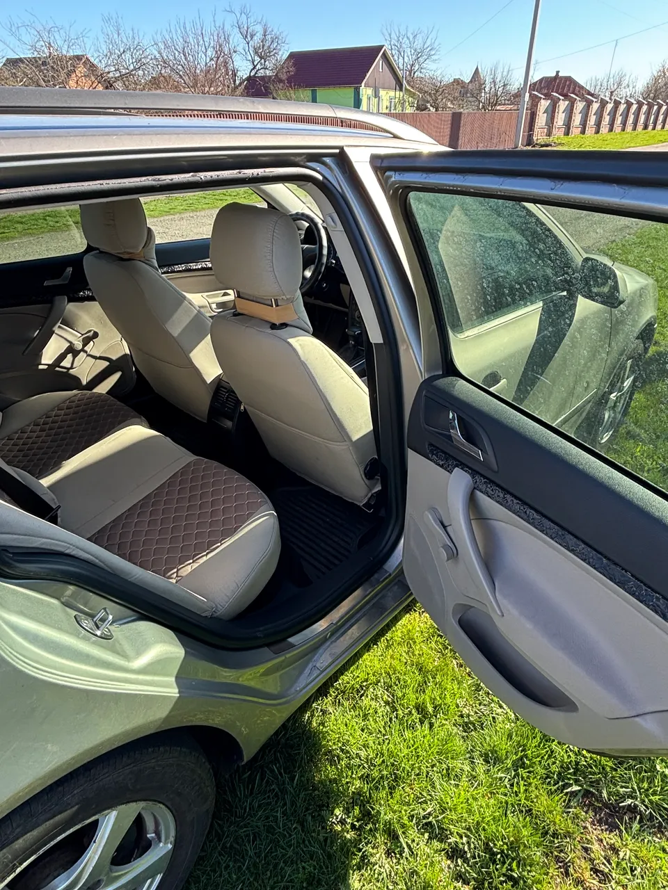 Skoda Octavia - фото 12