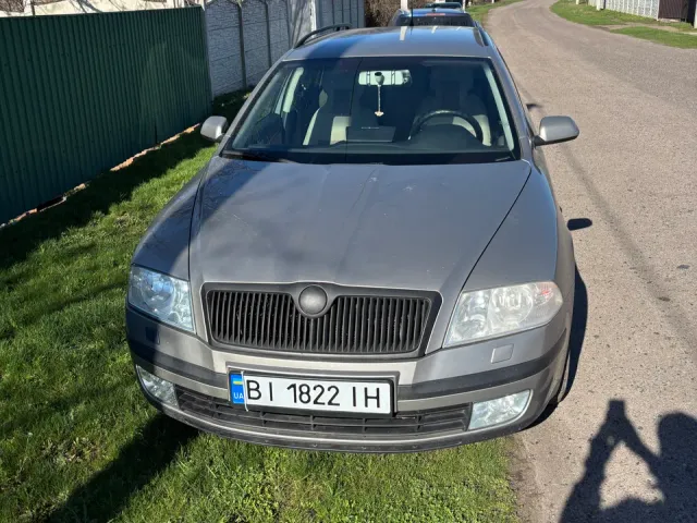 Skoda Octavia - фото 2