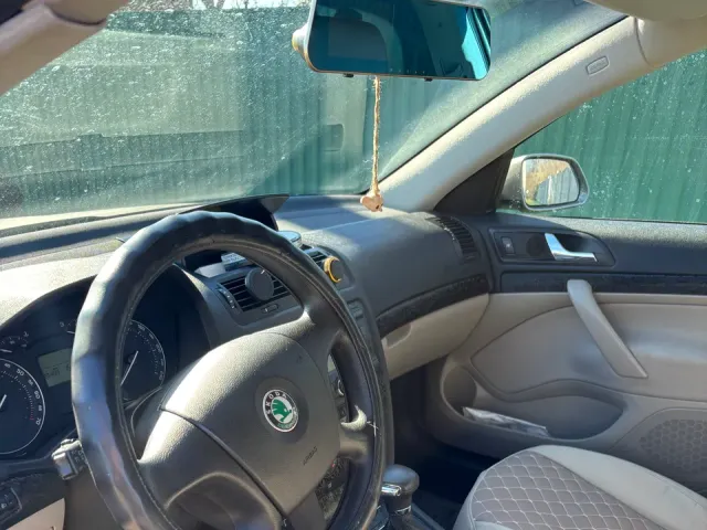 Skoda Octavia - фото 5