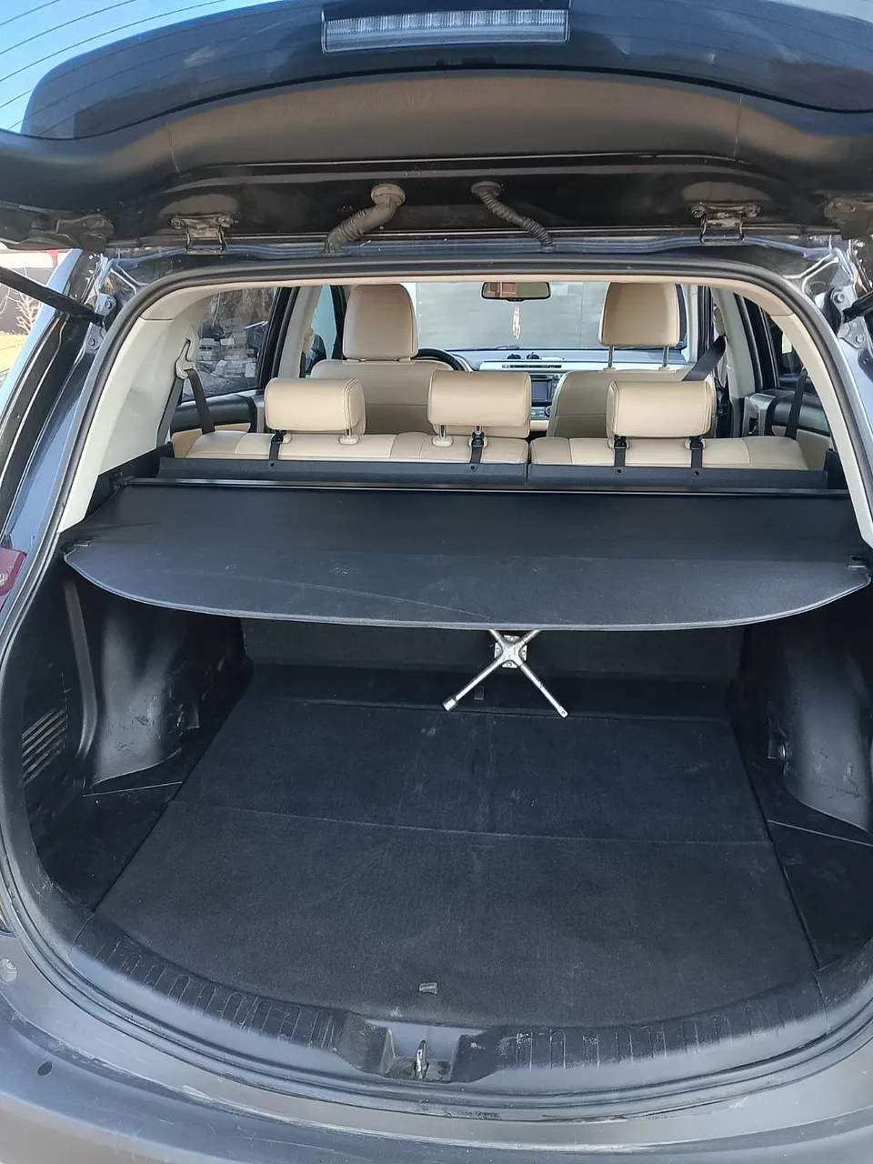 Toyota RAV4 - фото 9