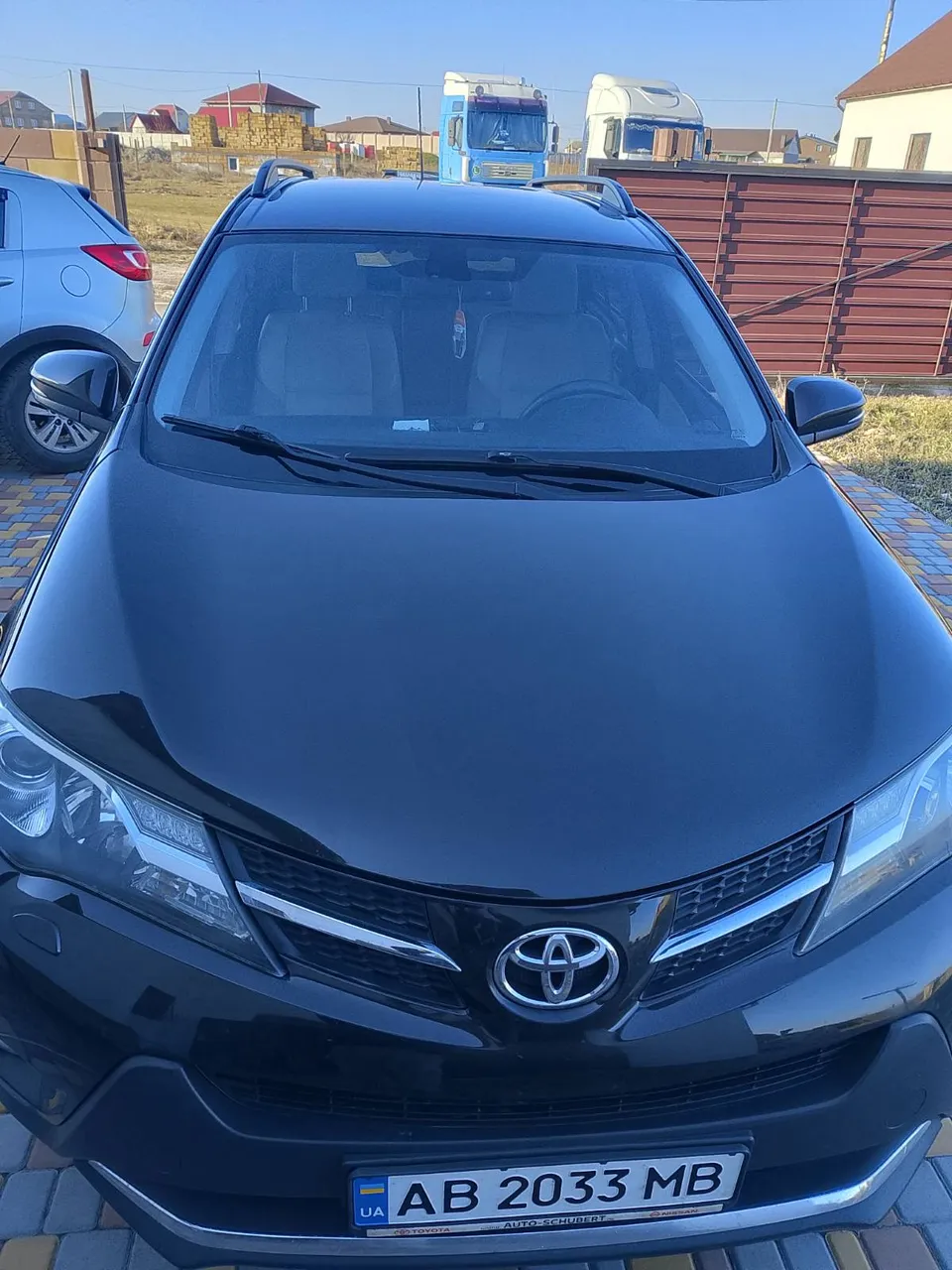 Toyota RAV4 - фото 3