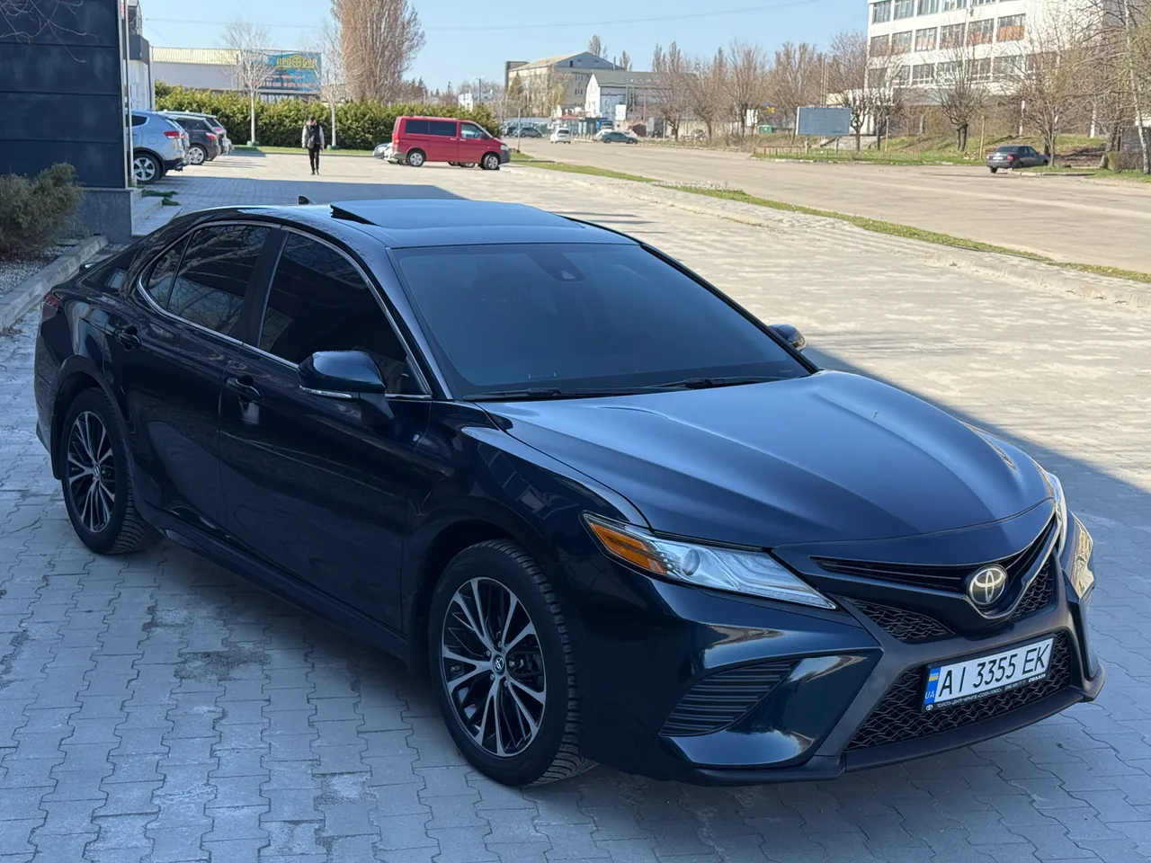 Toyota Camry - фото 6