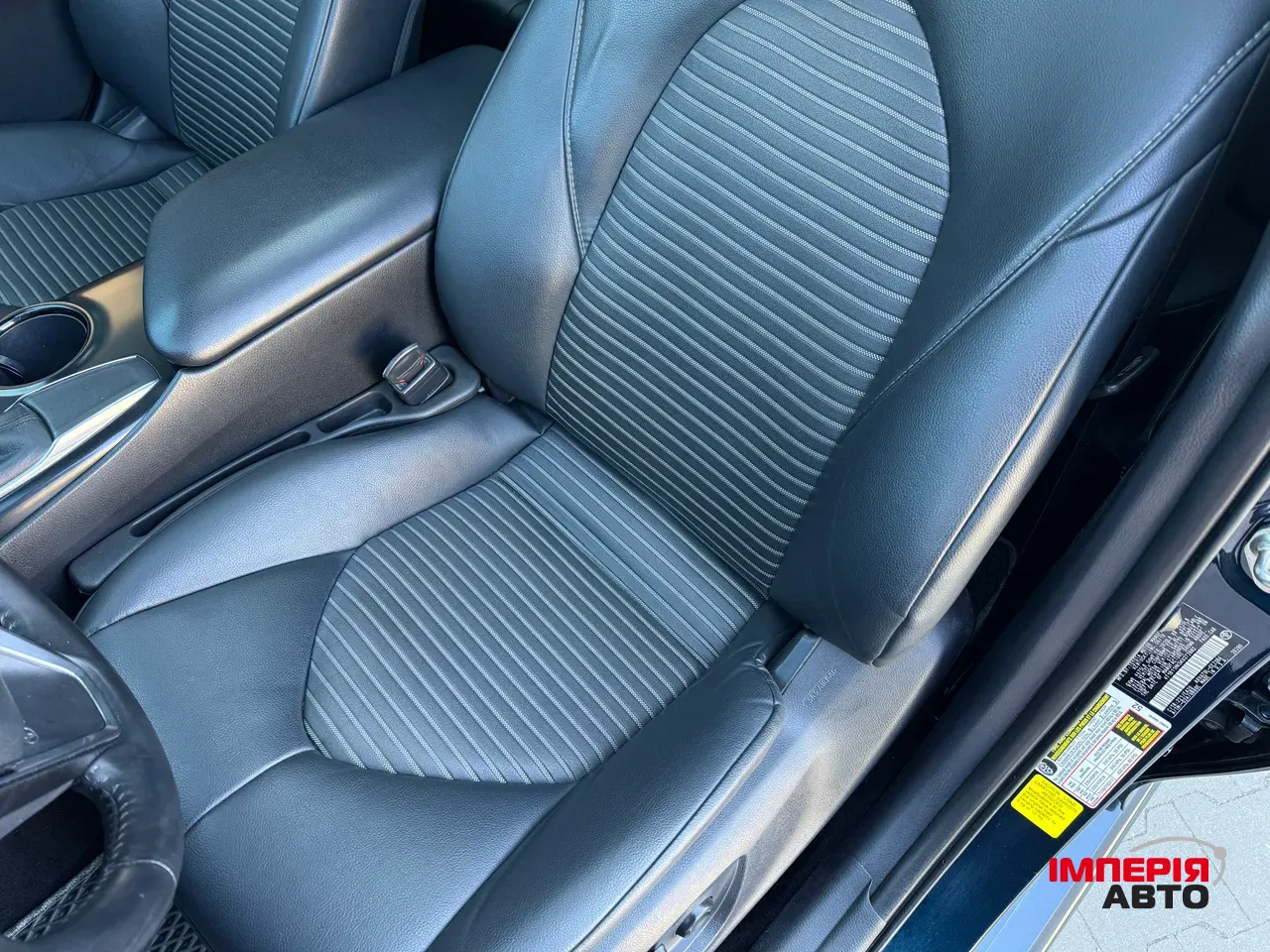 Toyota Camry - фото 19