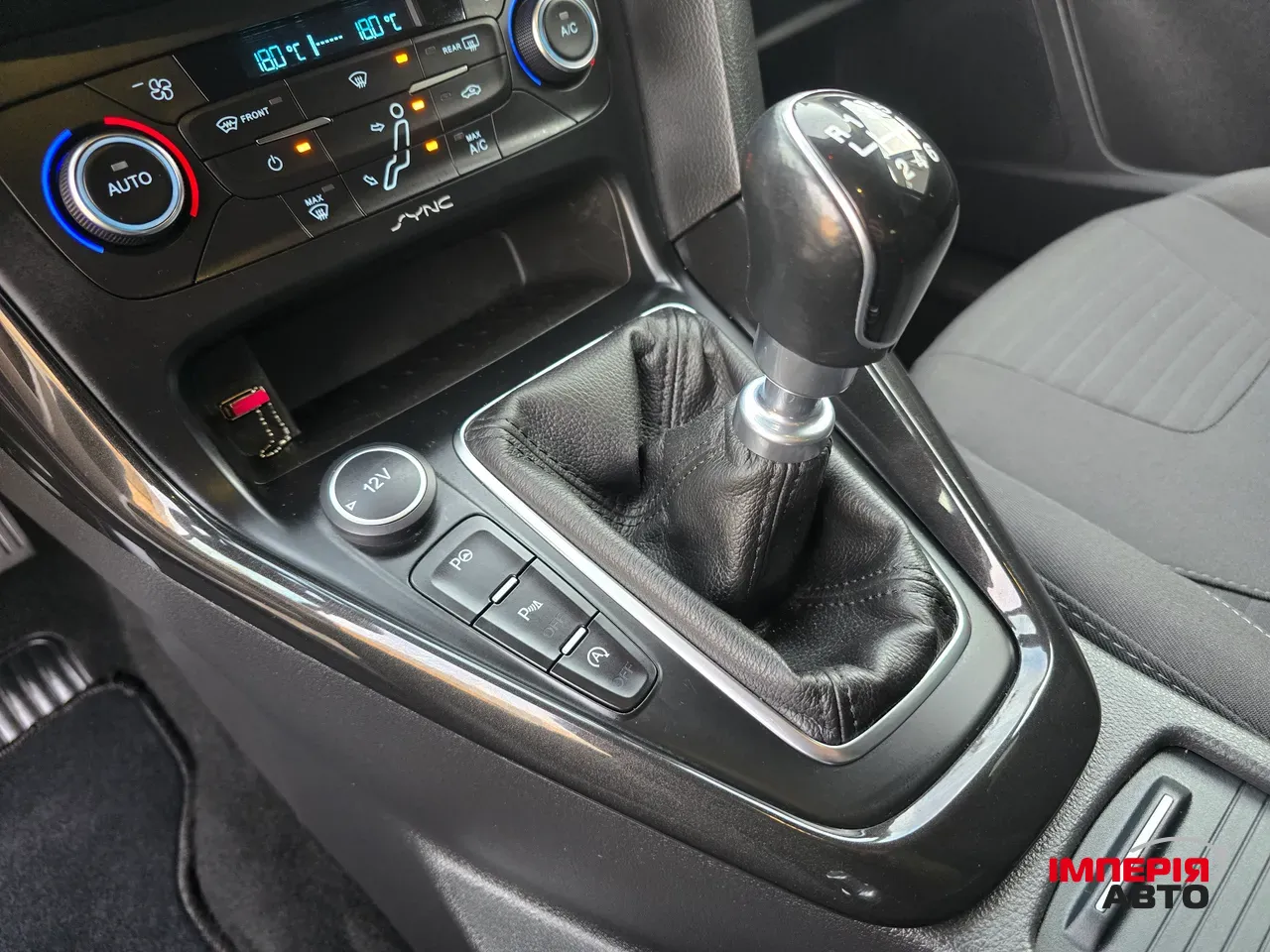 Ford Focus - фото 67