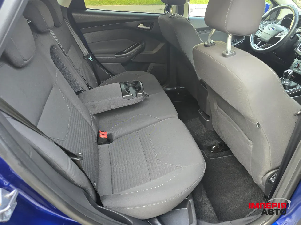 Ford Focus - фото 41