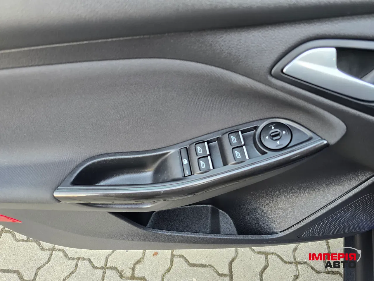 Ford Focus - фото 27