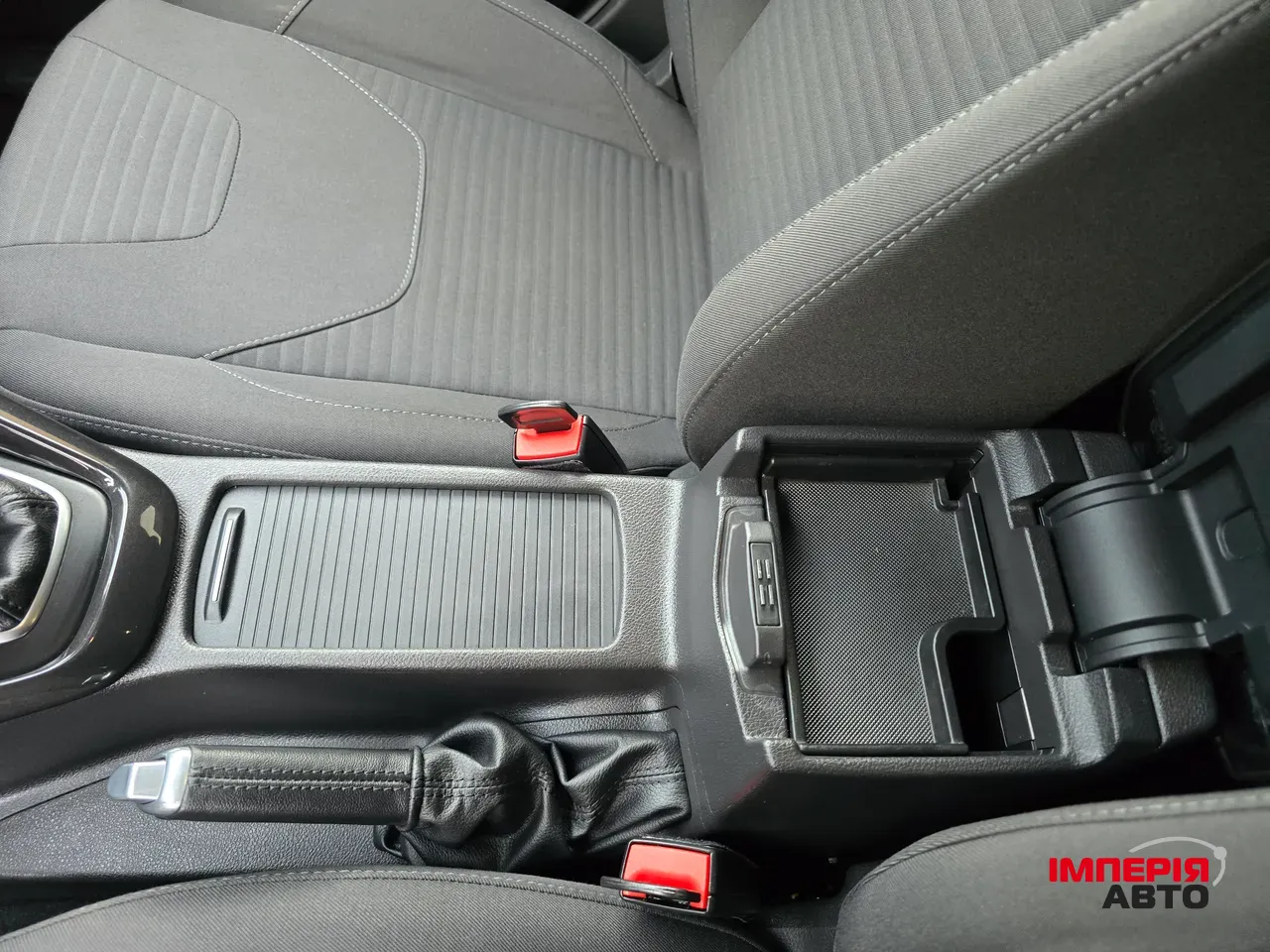 Ford Focus - фото 69