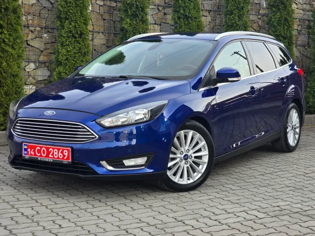 Ford Focus - фото 1