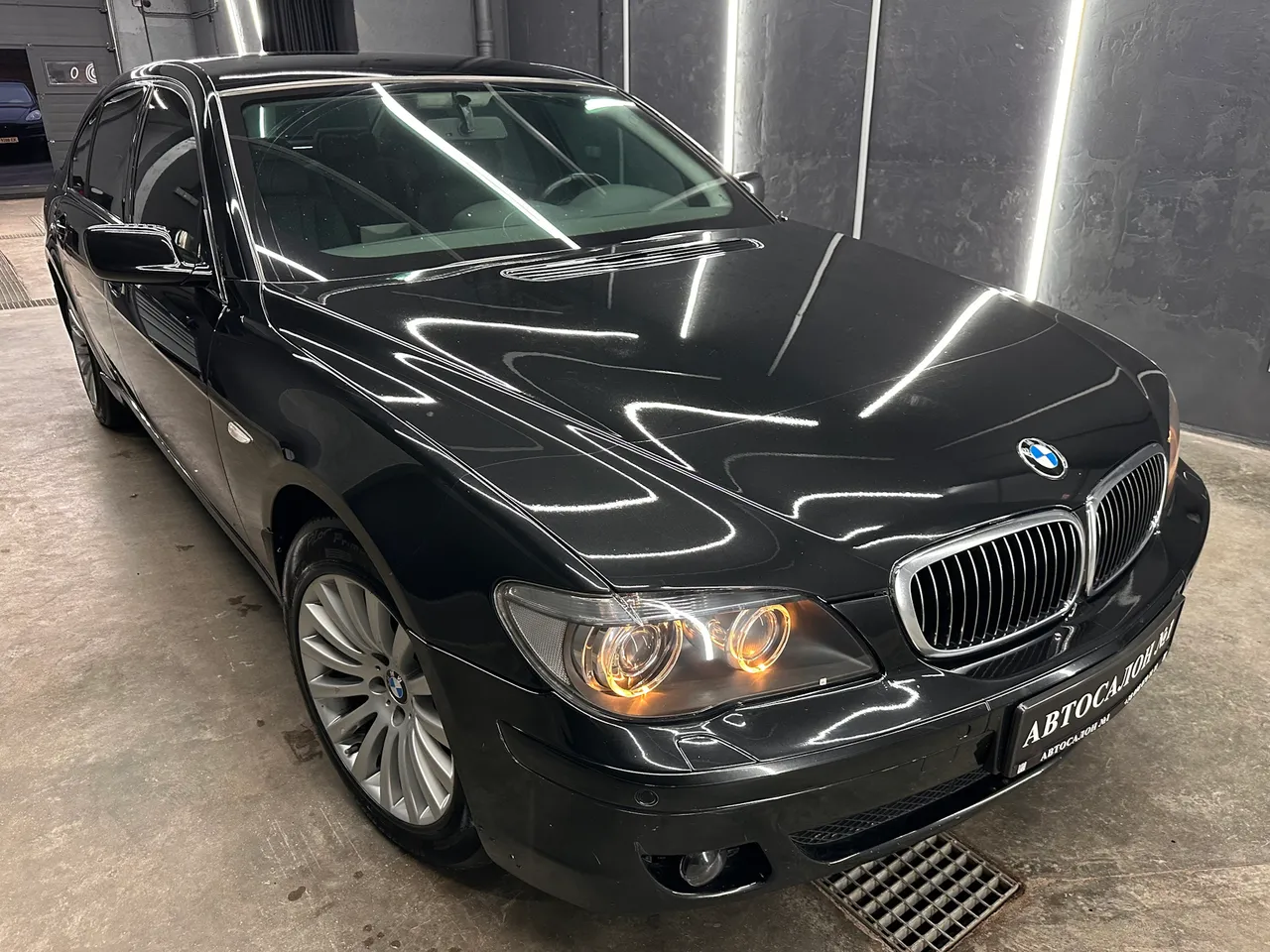 BMW 7 серії - фото 7