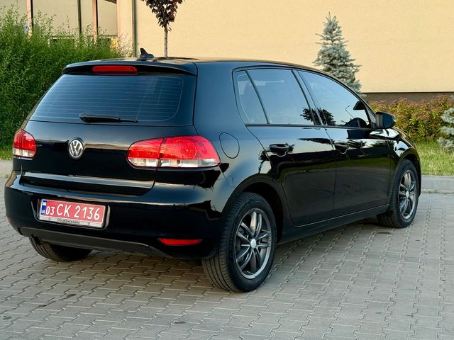 Volkswagen Golf 2010, Луцьк, $7 800 - зображення 2