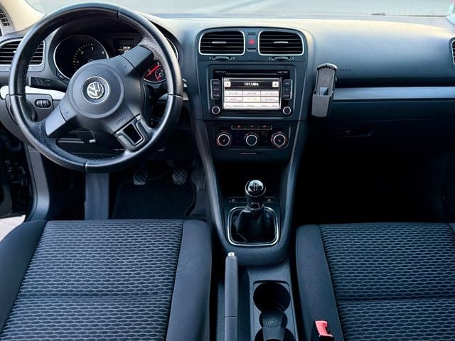 Volkswagen Golf 2010, Луцьк, $7 800 - зображення 3