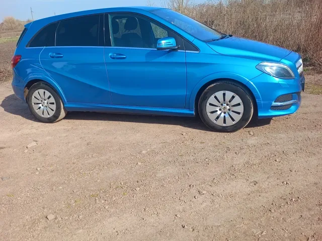 Mercedes-Benz B-Класс - фото 3