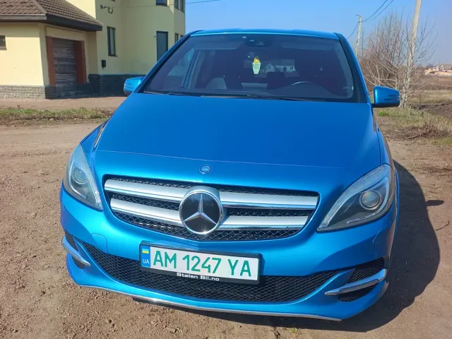 Mercedes-Benz B-Класс - фото 1