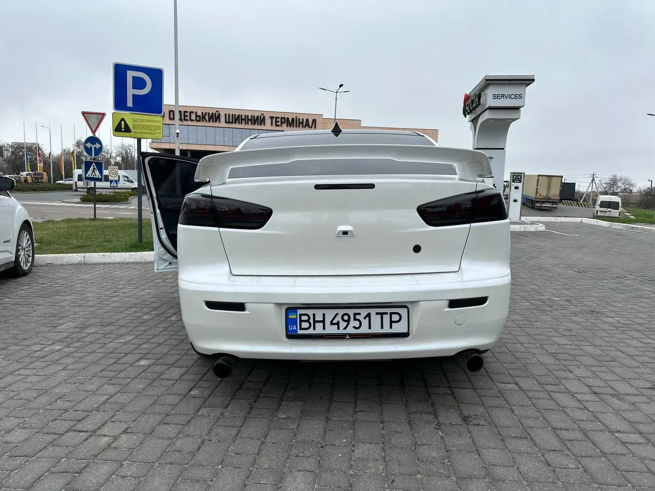 Mitsubishi Lancer - фото 6