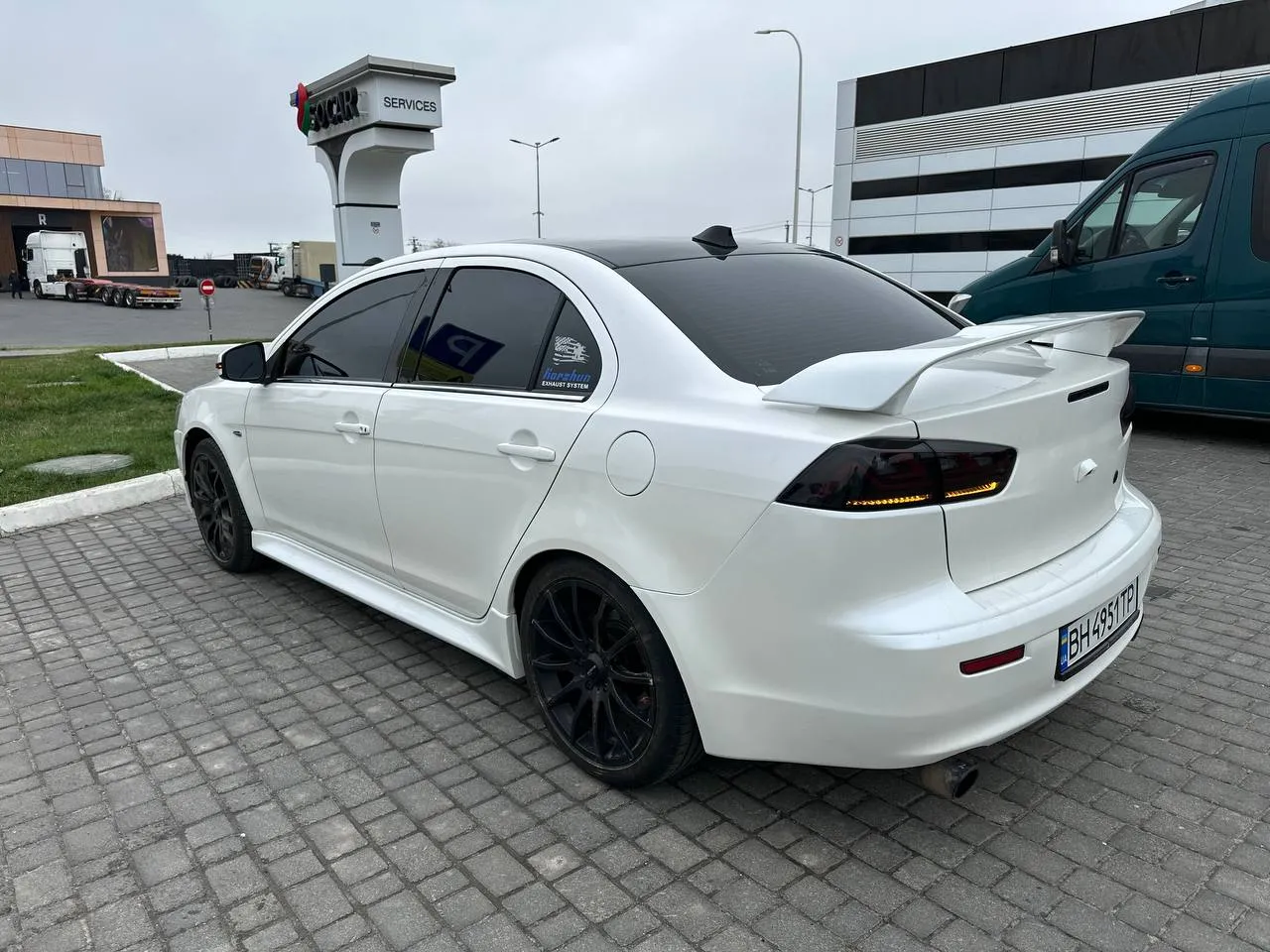 Mitsubishi Lancer - фото 7