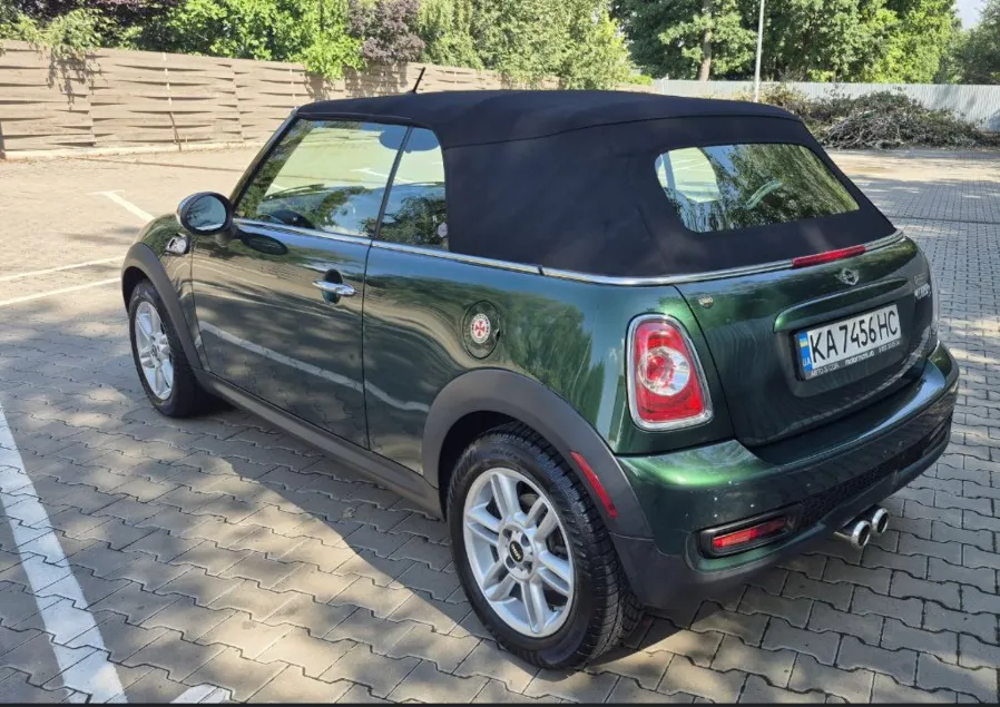 Mini Cabrio - фото 4