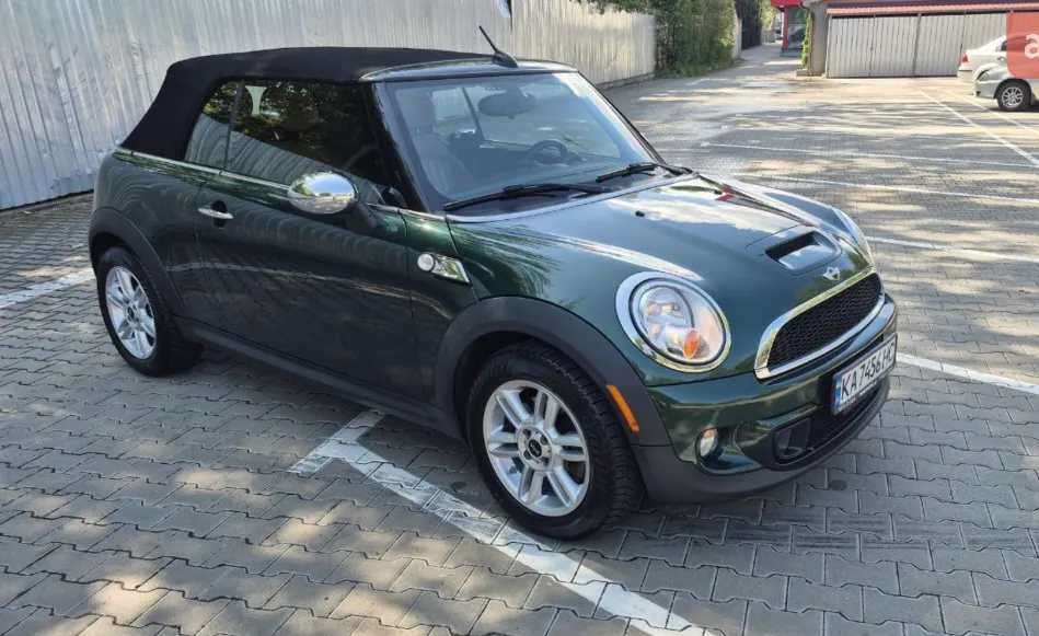 Mini Cabrio - фото 2