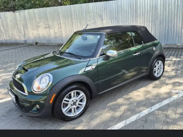 Mini Cabrio - фото 1