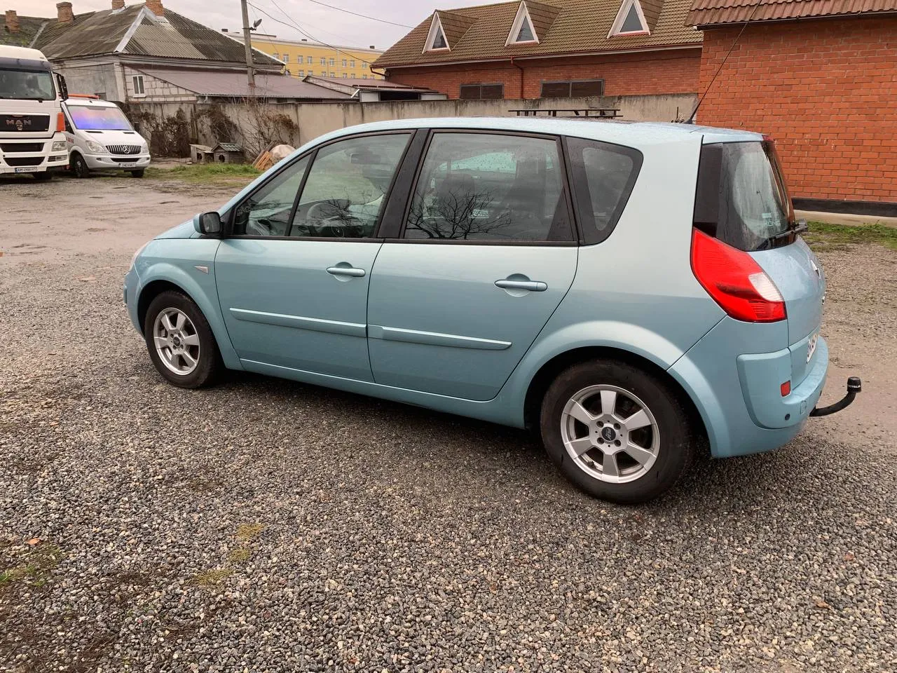 Renault Scenic - фото 7