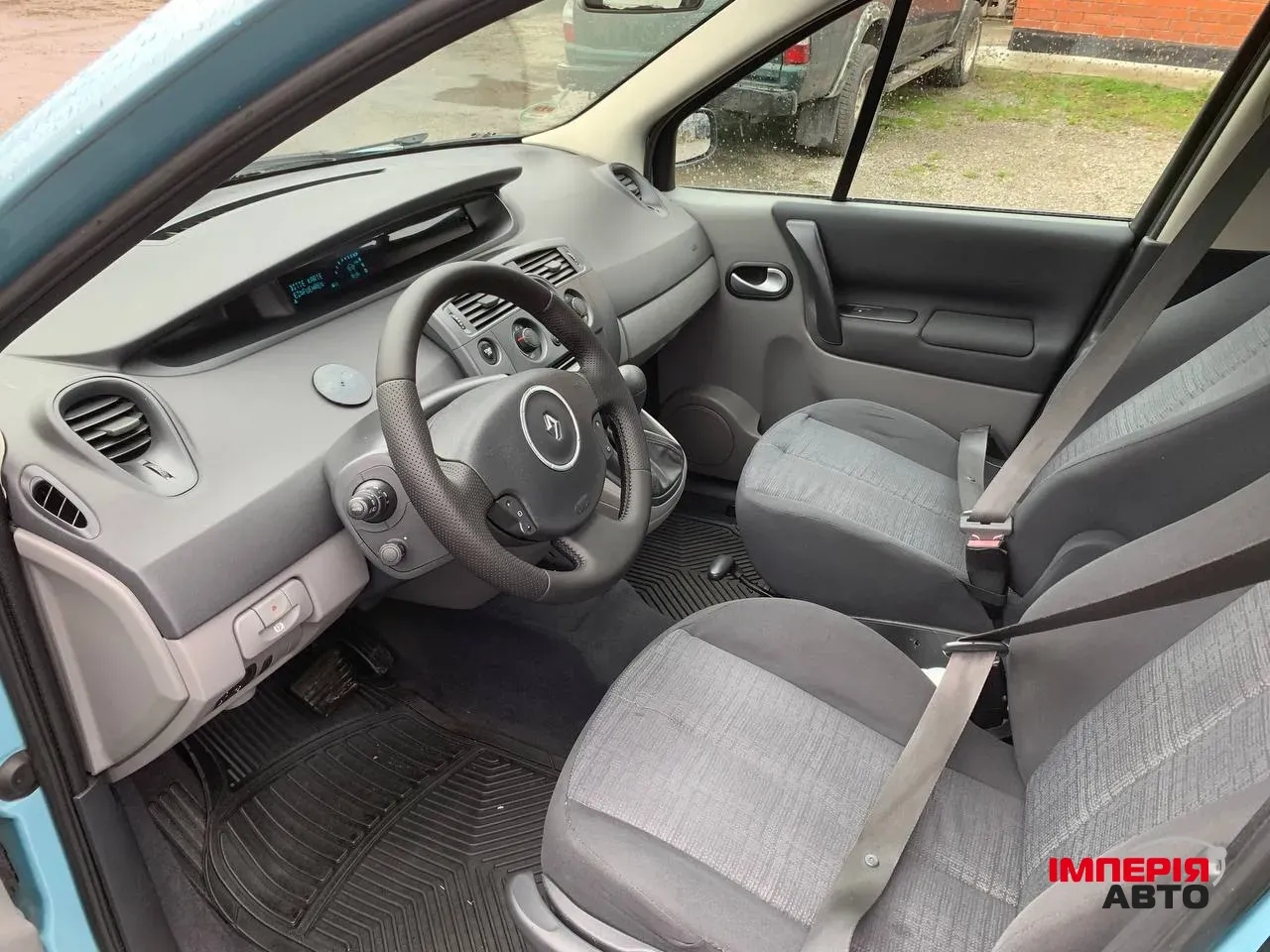 Renault Scenic - фото 10