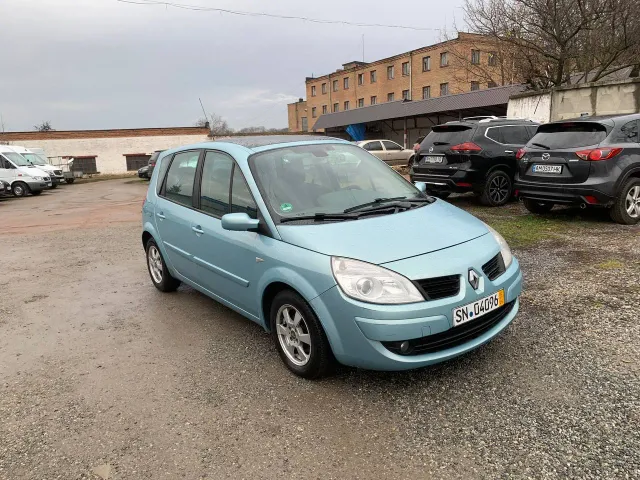 Renault Scenic - фото 2