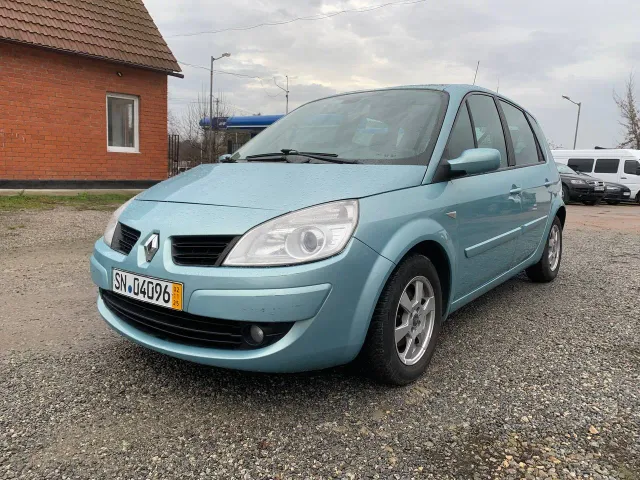 Renault Scenic - фото 3