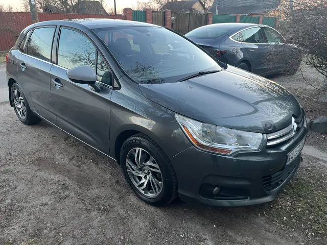 Citroen C4 - фото 2