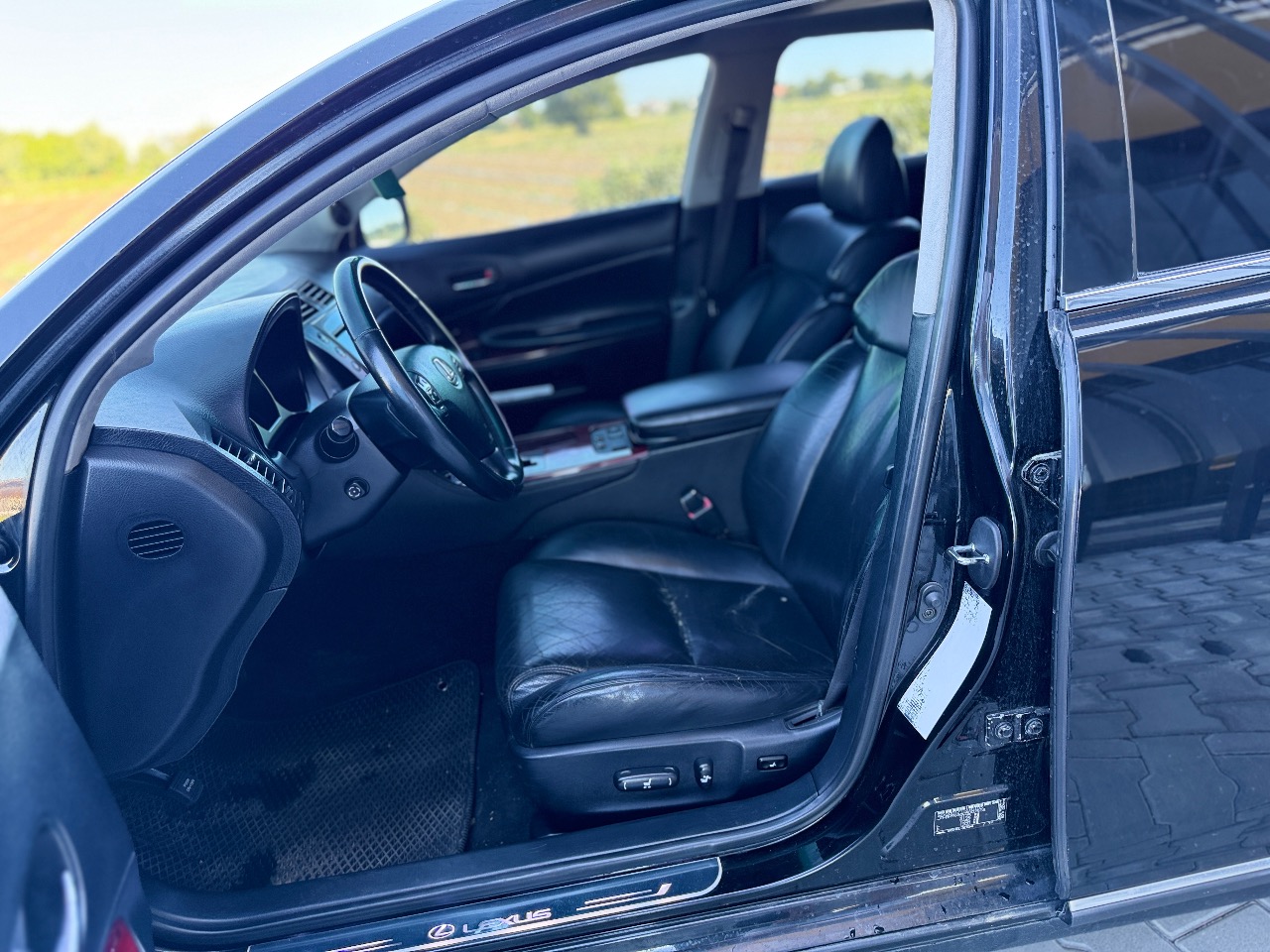 Lexus GS - фото 11