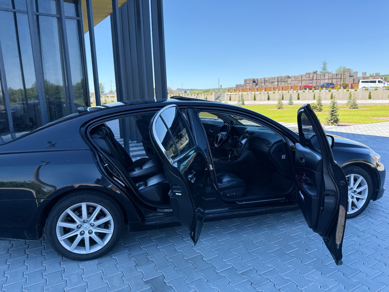 Lexus GS - фото 13