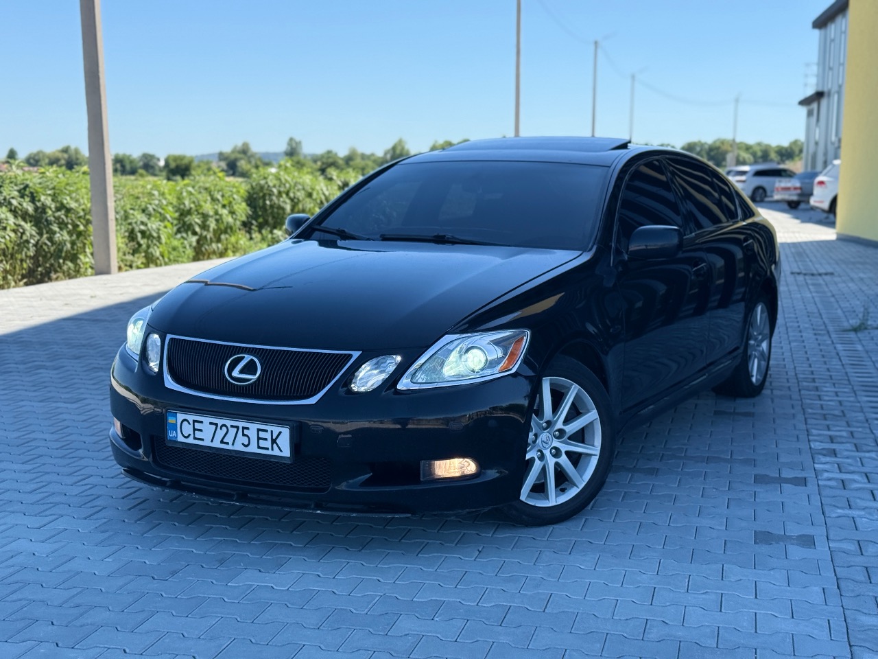 Lexus GS - фото 9