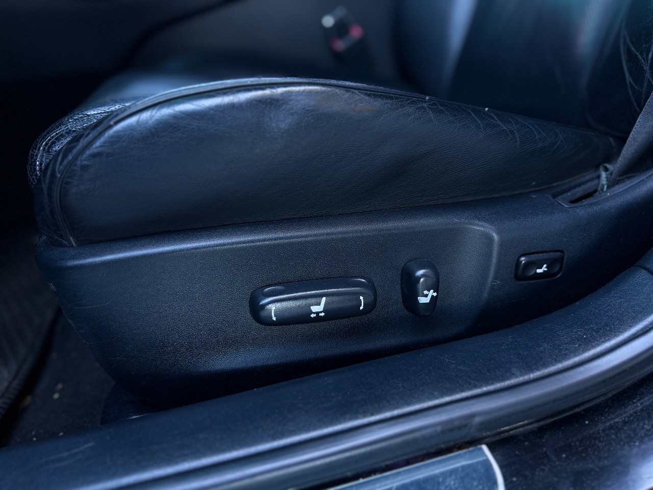 Lexus GS - фото 25