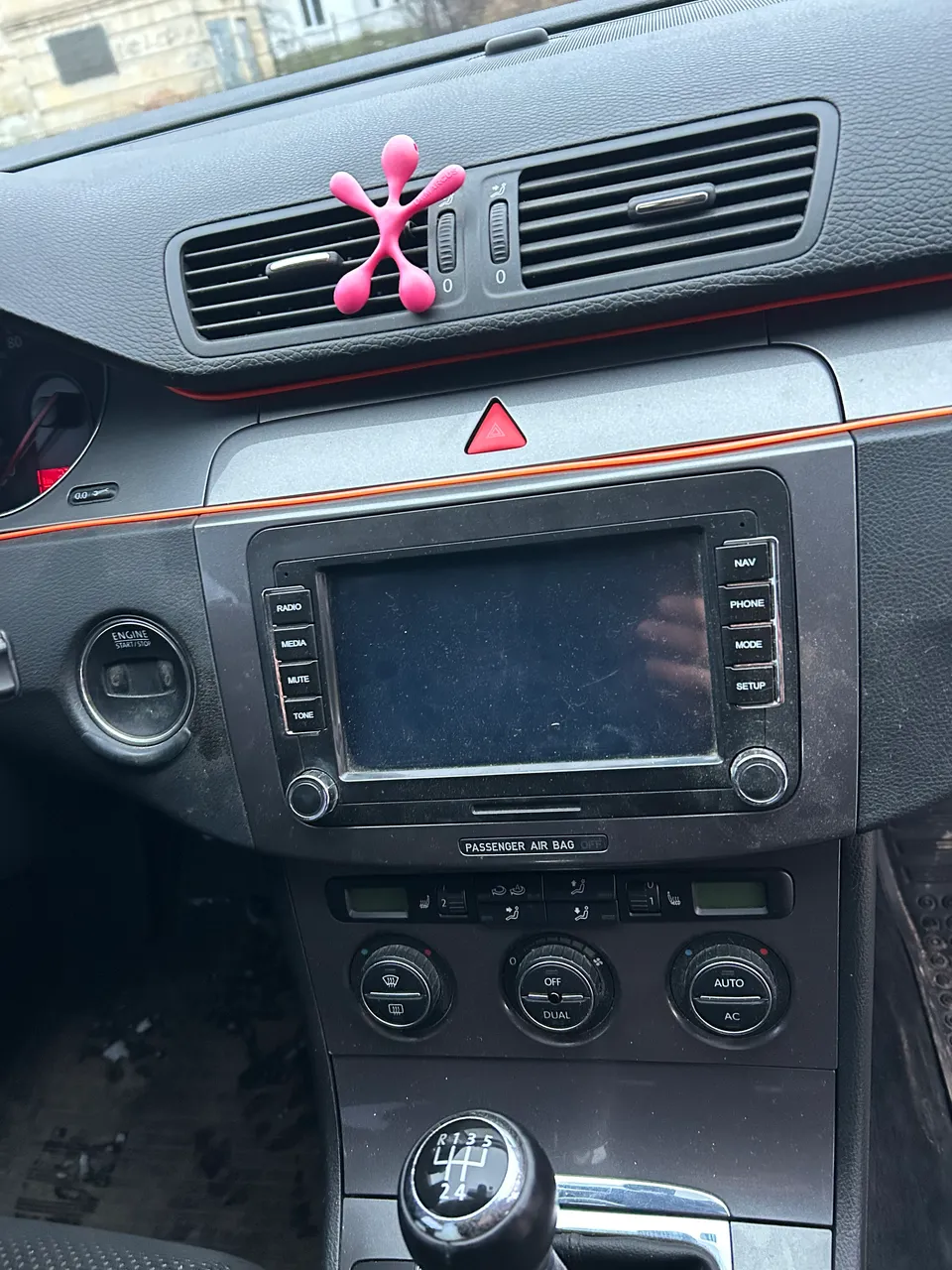 Volkswagen Passat - фото 13