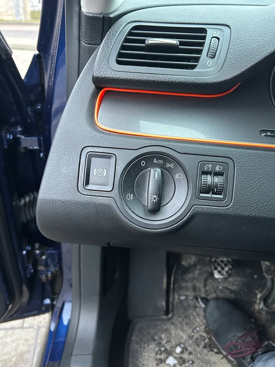 Volkswagen Passat - фото 16