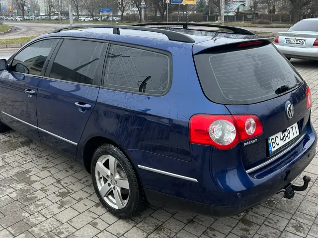 Volkswagen Passat - фото 2