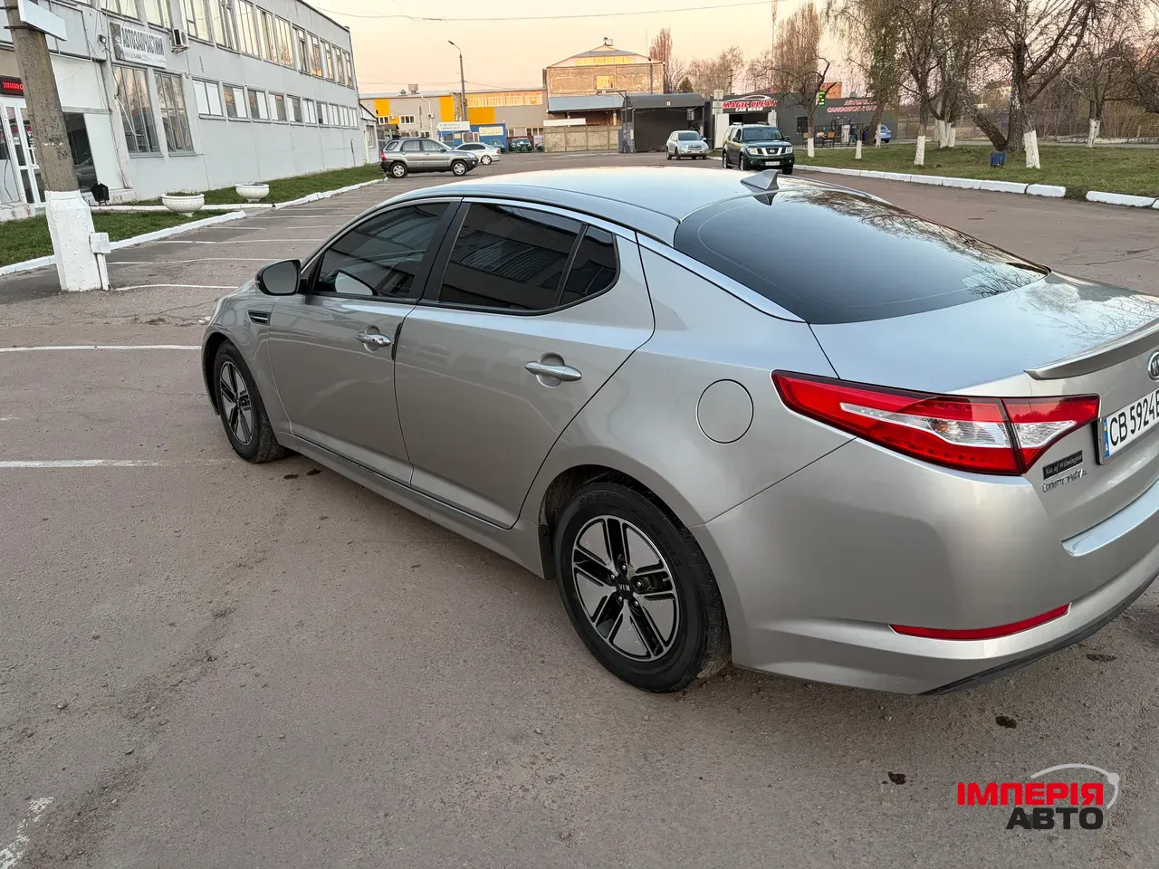 Kia Optima - фото 5