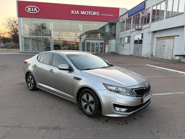 Kia Optima - фото 1