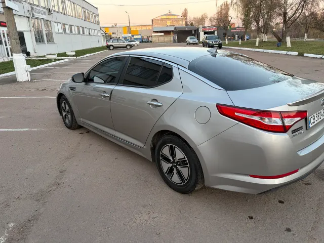 Kia Optima - фото 5
